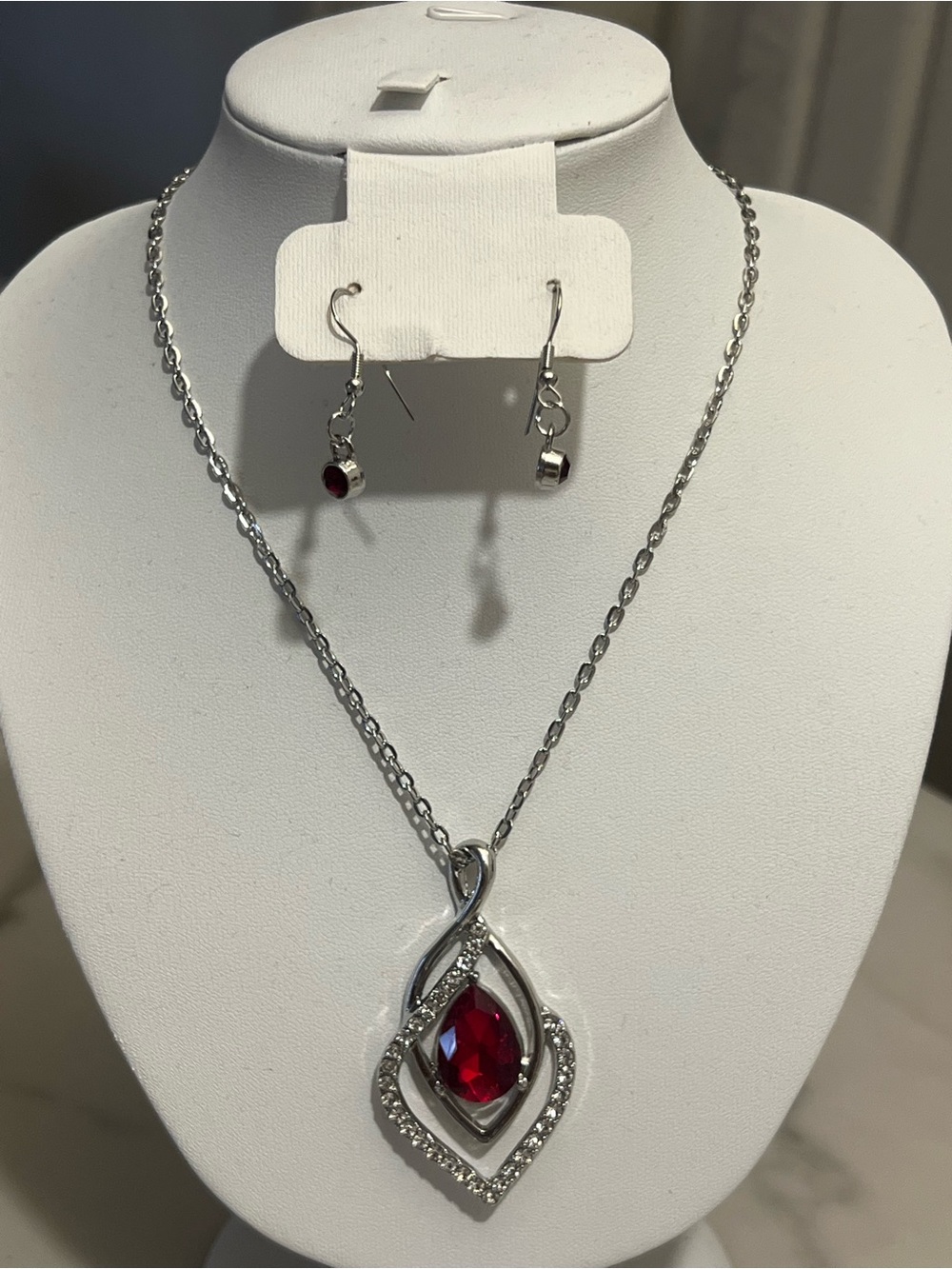 paparazzi Silver-Tone Necklace & Earrings with Red Crystal